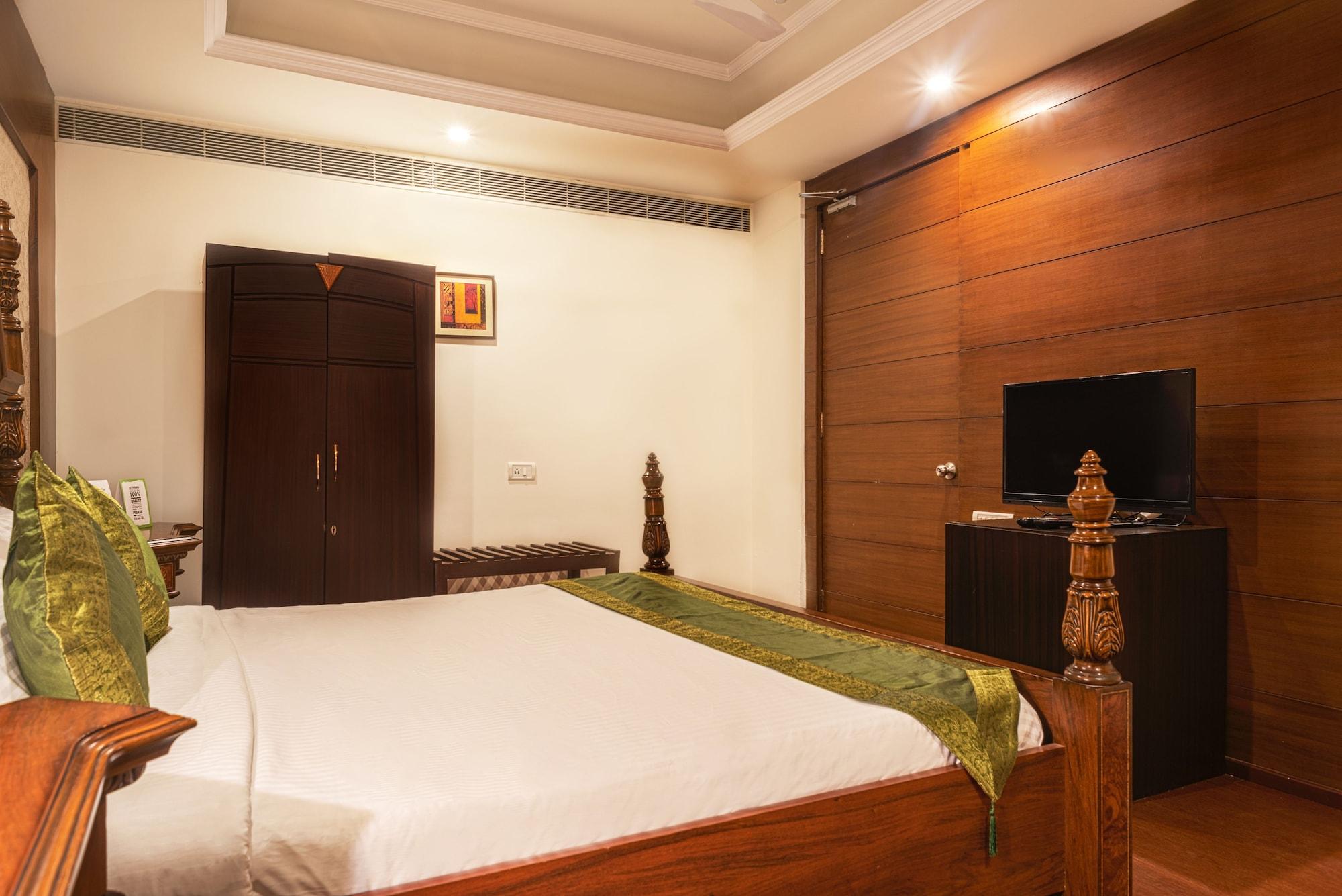 Treebo Trend Grand Plaza Nampally Хайдарабад Экстерьер фото