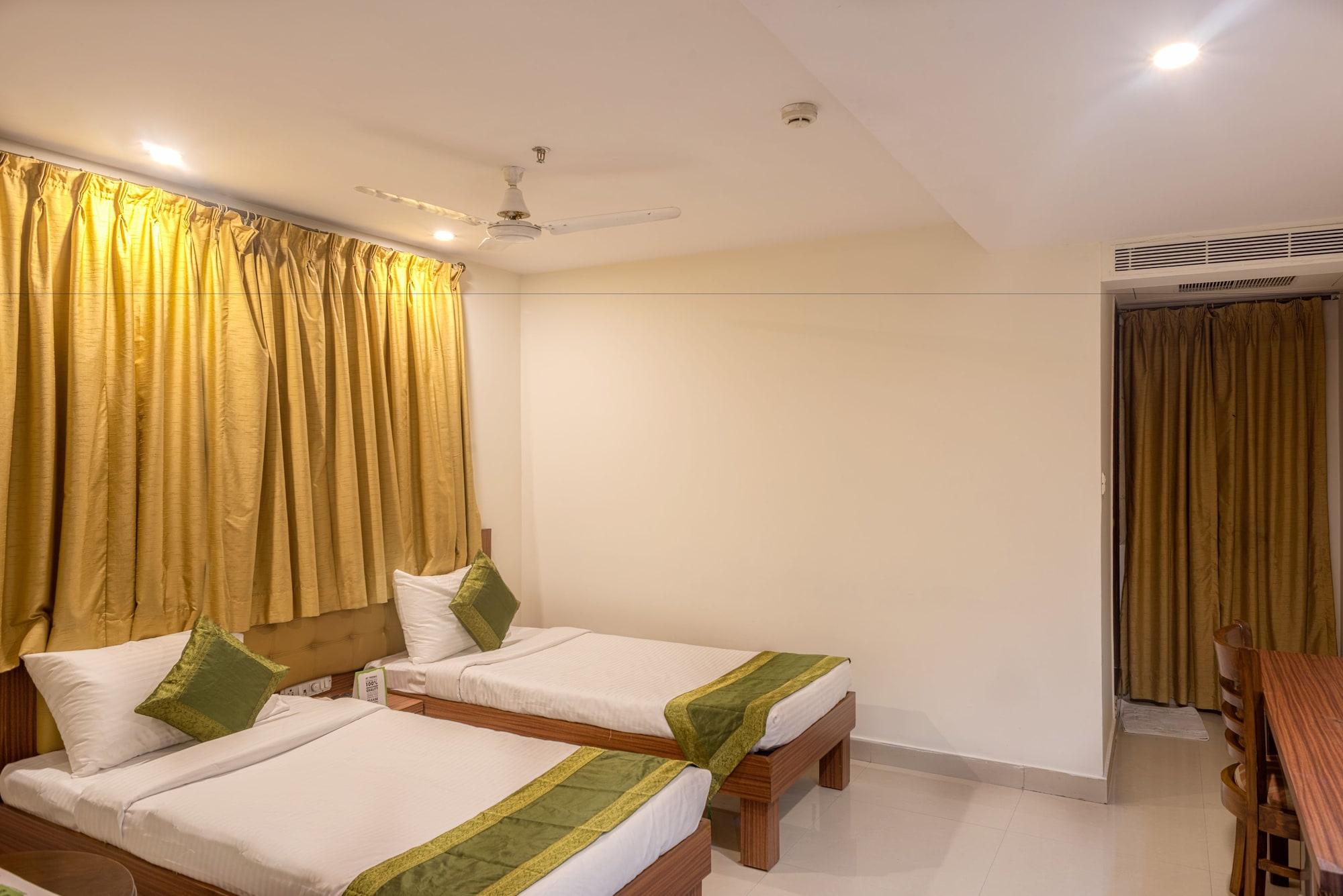 Treebo Trend Grand Plaza Nampally Хайдарабад Экстерьер фото