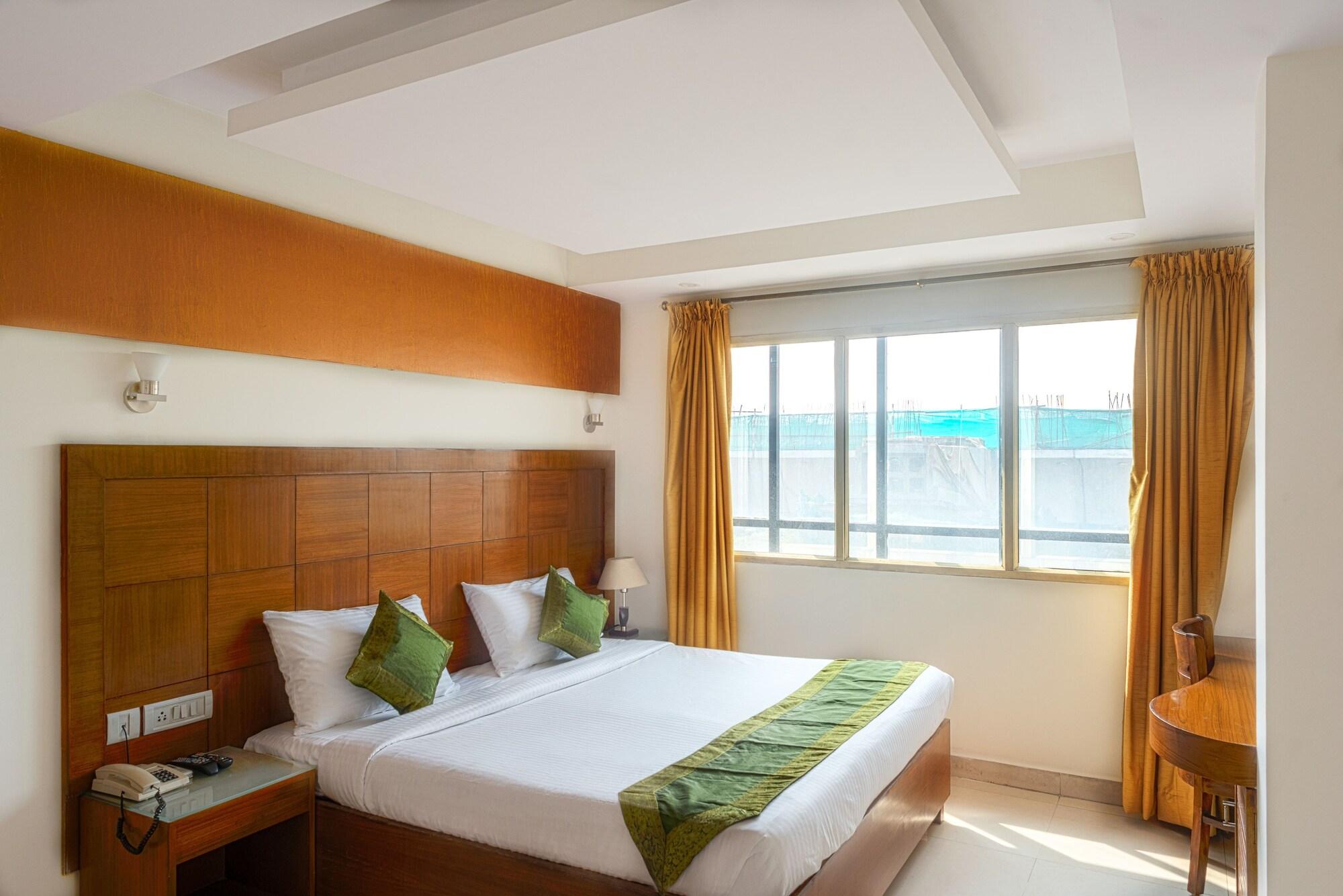 Treebo Trend Grand Plaza Nampally Хайдарабад Экстерьер фото